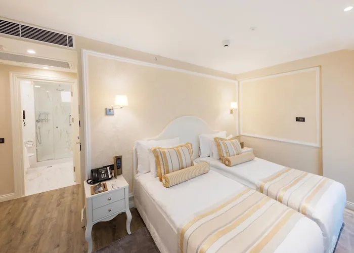 فندق وسبا هولمارك إسطنبول 4*